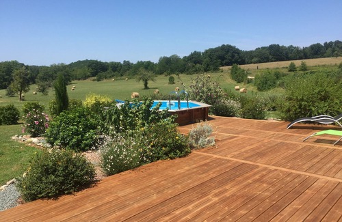 Mayac Casa | Casa nueva y confortable en el campo con piscina privada.