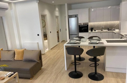 Marousi Apartamento | Brand New Garden Apartment