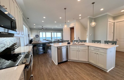 Port St. Joe Casa | Brand NEW Gulf Front w/Pool, elevator, 6 bdrm, North Cape San Blas!