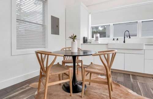 Barclay Drive Casa | Brand New Heated Pool! Close to Broadway!