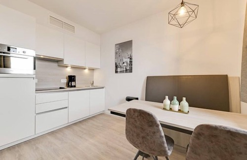 Jabbeke Apartamento | Brand new holiday studio @ recreational water park