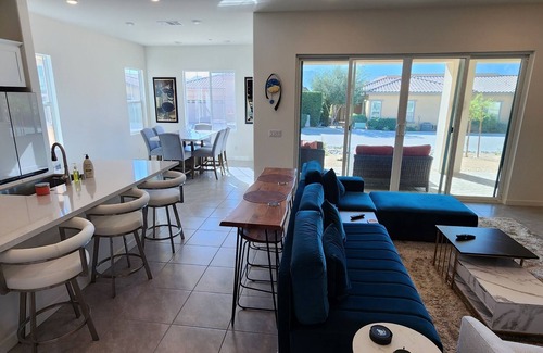 Palm Desert Casa | Brand new home in the middle of Palm Desert! Close to everything! South facing.