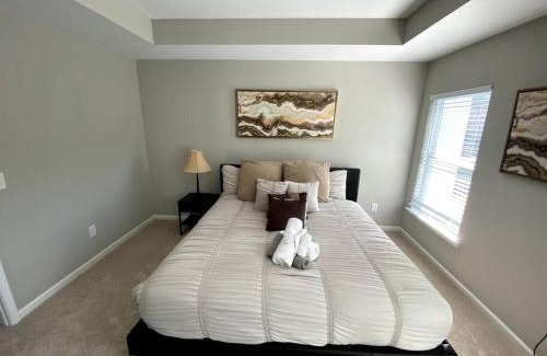 East Point Apartamento | Brand NEW HOME mins to airport