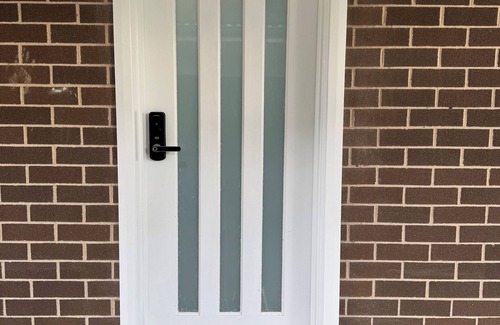 Hebersham Casa | Brand-new 3 bedrooms flat to stay in Sydney