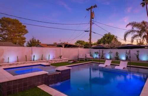 Peaceful Valley Casa | Brand New Hot Tub & Heated Pool, Perfect Location