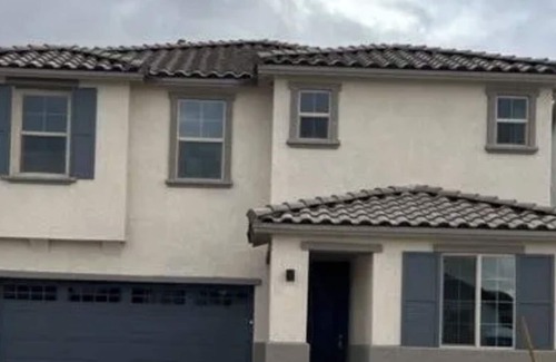 Surprise Casa | Brand-new house, close to hiking trails, Lake Pleasant, shopping malls, Stadium!