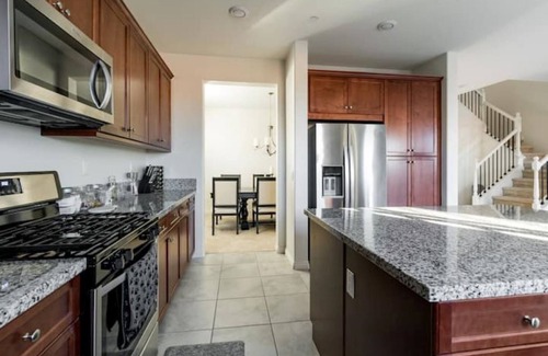 Hesperia Casa | Brand New House comes with Everything Brand New Inside.