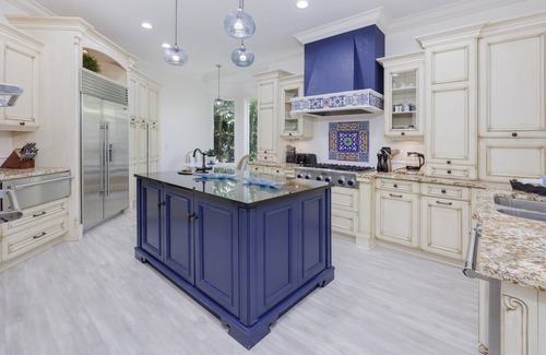 Captiva Casa | Brand New Interior- Central to Captiva Village- Steps to the Gulf-Stunning Pool
