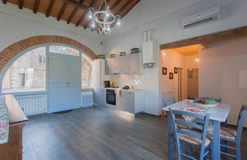 Castiglion Fiorentino Apartamento | Apartamento a estrenar ubicado en un parque con piscina, a 2 pasos del centro de la ciudad.