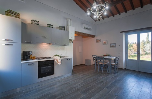 Castiglion Fiorentino Apartamento | Apartamento a estrenar ubicado en un parque con piscina, a 2 pasos del centro de la ciudad.