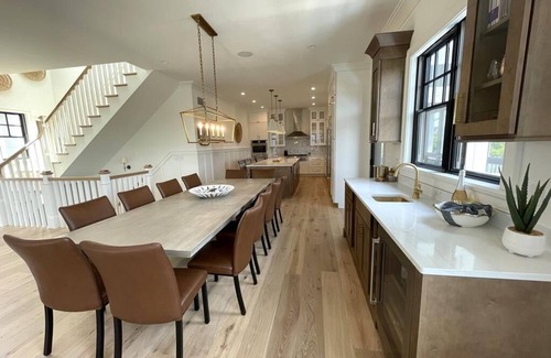 Admiral Estates Casa | Brand new large luxury beach house with inground pool!