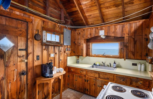 Barnstable Cabaña | Brand New Listing! Oceanfront Cottage With Private Beach