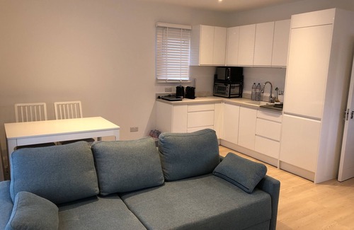 Addiscombe Casa | Brand New Loft 5 minutes to East Croydon Station