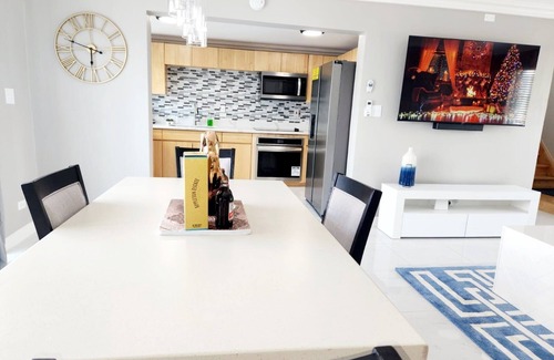 Negril Casa | Brand New Luxurious Townhouse in Little Bay Country Club Negril