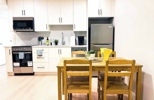 Halifax Casa | Brand New Luxury 2-Bedroom near Long Lake
