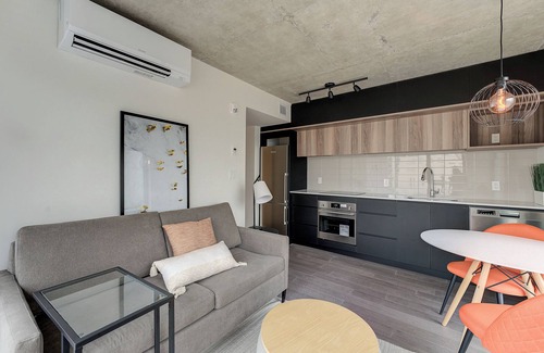 Chinatown Condominio | Brand New luxury apartment-3 1/2 For Rent-Downtown-fully furnished