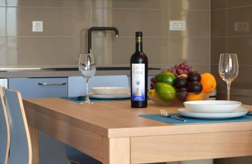 Znjan Apartamento | Brand new luxury apartment Blue Gallery