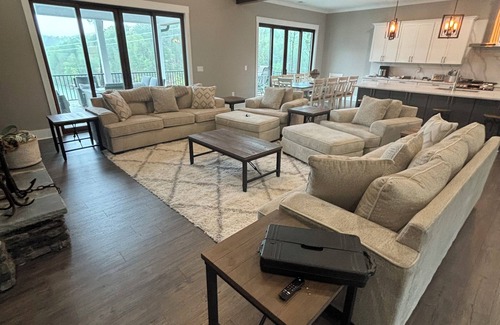 Six Mile Casa | Brand new luxury craftsman. 5000 sqft with 5 bedrooms, 5 baths and bunk room.