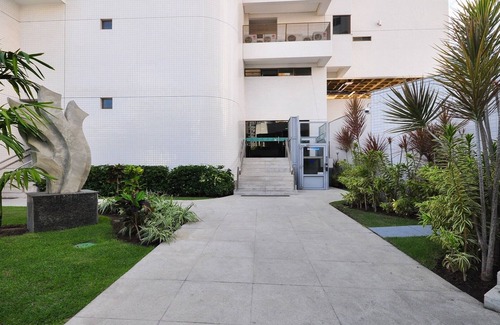 Boa Viagem Apartamento | Piso de lujo a estrenar en Boa Viagem en el piso 24, a 150 metros del mar y servicios