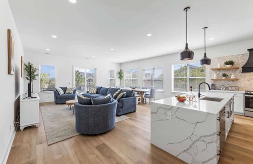 Long Bay Estates Casa | Brand New Luxury Beach House w/ Private Pool