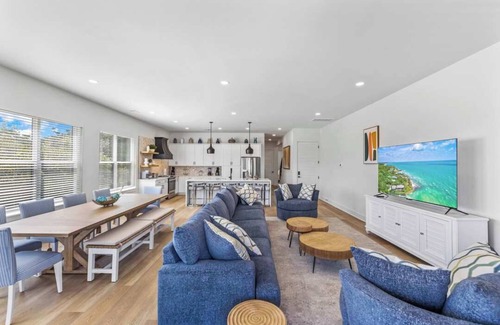 Long Bay Estates Casa | Brand New Luxury Beach House w/ Private Pool