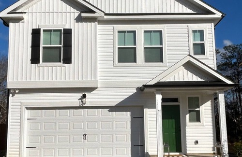 North Augusta Casa | Brand New Masters Rental! Located only 7 miles from the Augusta National!