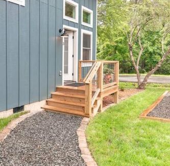 Oakley Casa | Brand New Modern Asheville Escape