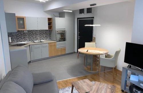 Centar Apartamento | Brand New, Modern & Cozy apartment in Central area