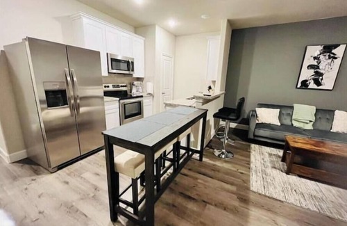 Conroe Casa | Brand new modern cozy enclave in Conroe awaits you.