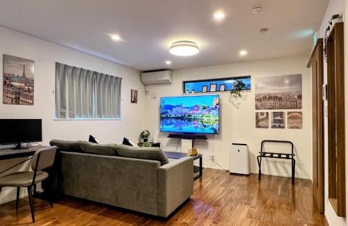 Suginami Casa | Brand New Modern Haven 7-Min Walk to Shinkoenji Station 9-Min Train to Shinjuku