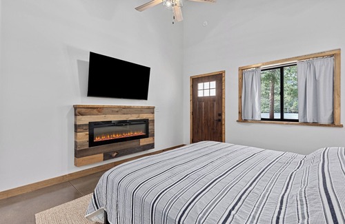 Hill City Hotel | Brand New Motel! Fireplace - Concrete Floors - Live Edge Trim - Vaulted Ceilings