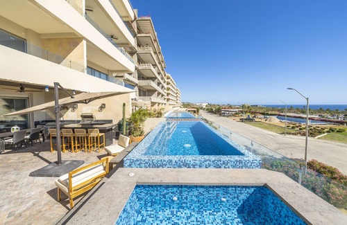 Colonia El Progreso Condominio | Brand New Ocean View Condo w/private HotTub & Pool
