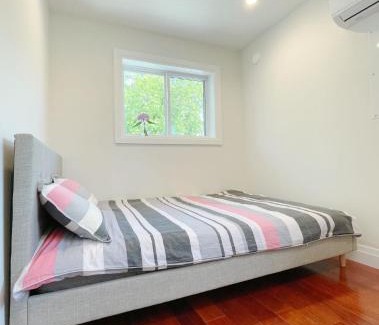 Arbutus Ridge Casa | Brand new, peaceful first floor room for staying
