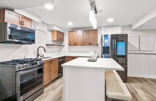 Southwest Minneapolis Apartamento | BRAND NEW! Private and Modern 2BR Unit