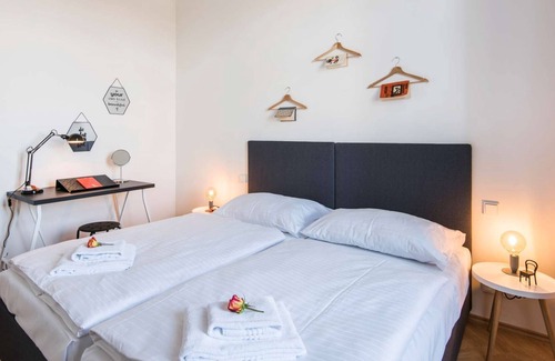 Zizkov Apartamento | Pragueforyou ❤ RE06 ❤ Precioso apartamento central