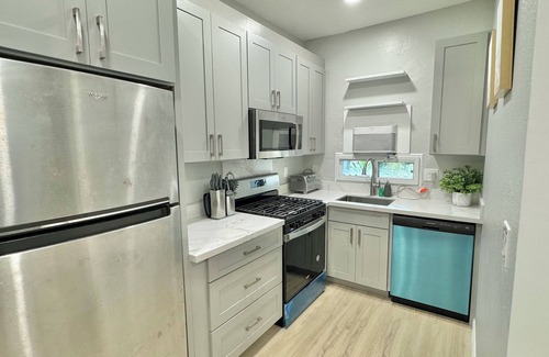 Makiki Condominio | Brand new remodeled fully furnished 2 story loft monthly rental at 3800/mo!
