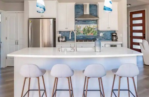 Shell Beach Casa | Brand New Shell Beach House 2br/2ba