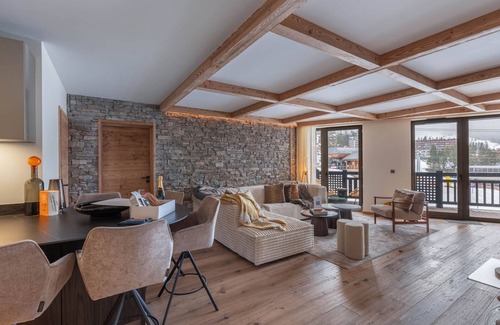 Courchevel Apartamento | Nuevo Apartamento a Pie de Pista en Courchevel 1850 con SPA y Piscina