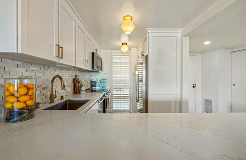 Marina del Rey Condominio | Brand New Smart Home w/Gorgeous Waterfront Views