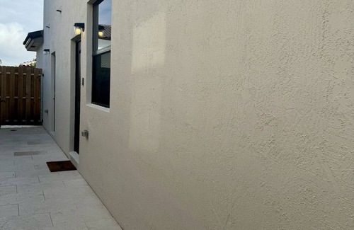 Princeton Apartamento | Brand New South Miami Getaway. 5 minutes away from Biscayne Bay.