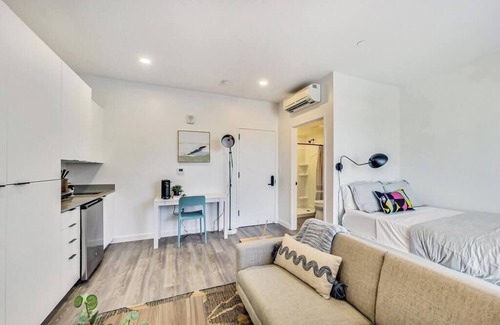 Downtown Oakland Apartamento | Brand New Studio Suite near DT Oakland