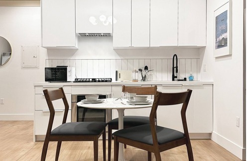 Miracle Mile Apartamento | Brand-New Stylish 2BR by The Grove & Beverly Hills