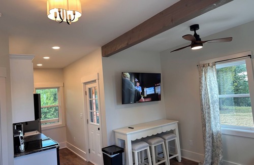 Keslers Cross Lanes Cabaña | Brand New! The Cottage at Sunset Farm