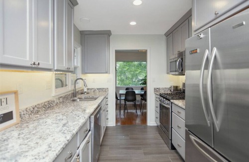 Wooded Estates Casa | Brand New to Market Reno .8 mile from Stadium Sleeps 11