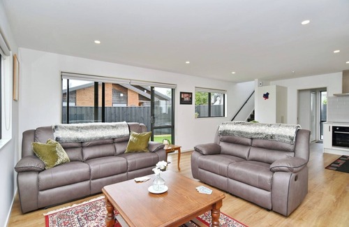 Riccarton Casa | Brand-new, townhouse - walking distance to Westfield Mall