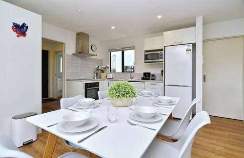 Riccarton Casa | Brand-new, townhouse - walking distance to Westfield Mall