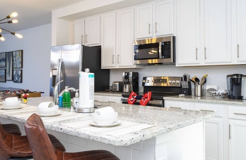 Eagle Pointe South Casa | Brand New!