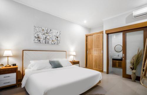 Kerobokan Villa | BRAND NEW Villa Samira, 5mn to Seminyak