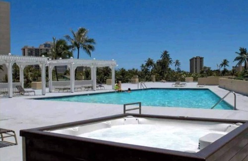 Waikiki Apartamento | Brand New Waikiki 2BD 2BA Ocean City View