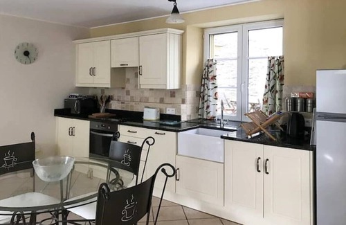 Lehon Apartamento | Brandily - Dinan, Brittany, Riverside Apartment for Two